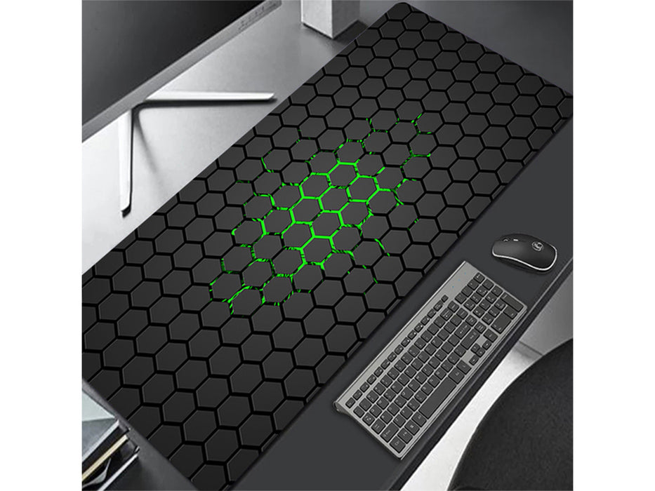 Mouse pad pentru gaming, Material flexibil si durabil, Dimensiuni 80x30 cm