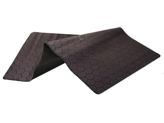 Mouse pad pentru gaming, Material flexibil si durabil, Dimensiuni 90x40 cm